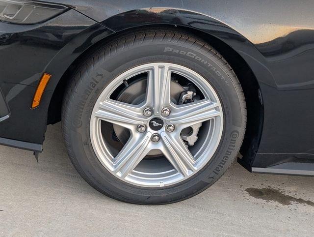 Ford Mustang Ecoboost® Premium Fastback - Thumbnail 5