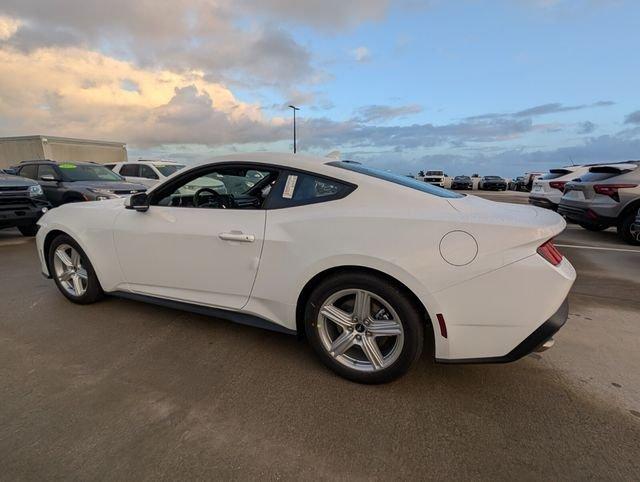 Ford Mustang Ecoboost® Premium Fastback - Thumbnail 9