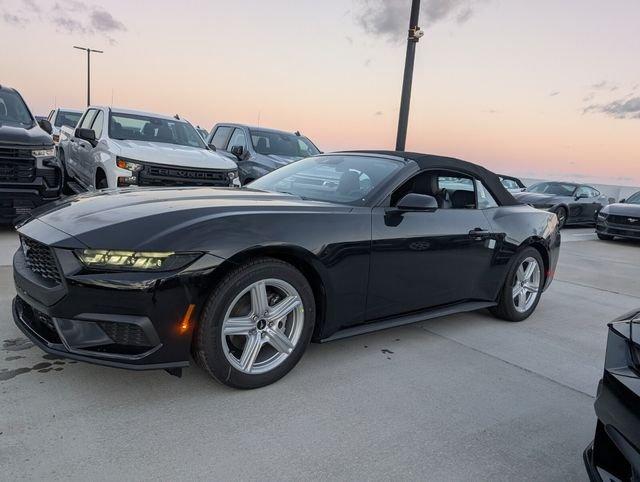 Ford Mustang Ecoboost® Premium Convertible - Thumbnail 4