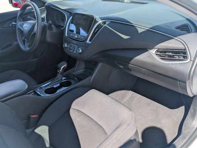 Chevrolet Malibu Ls - Thumbnail 15