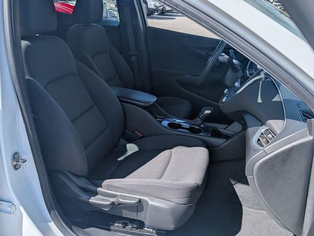 Chevrolet Malibu Ls - Thumbnail 16