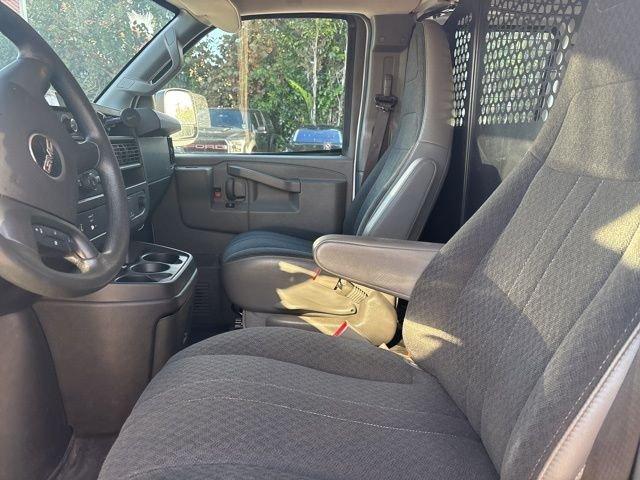 Gmc Savana G2500 Work Van - Thumbnail 6