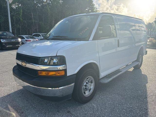 Chevrolet Express 2500 Work Van - Thumbnail 5