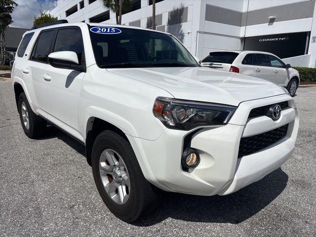 Toyota 4Runner Sr5 - Thumbnail 2