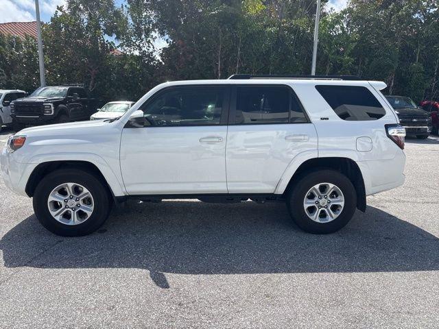 Toyota 4Runner Sr5 - Thumbnail 5