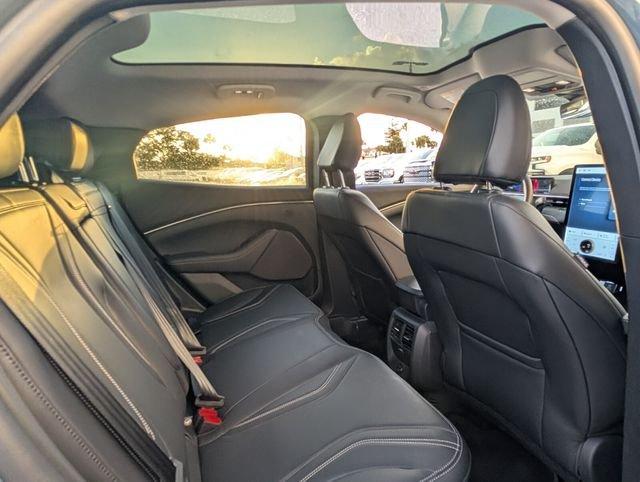 Ford Mustang Mach-E Premium - Thumbnail 14