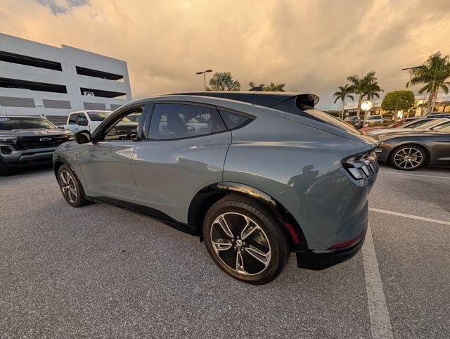 Ford Mustang Mach-E Premium - Thumbnail 11