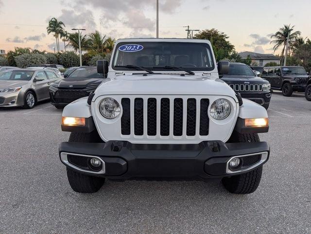 Jeep Gladiator Sport - Thumbnail 3