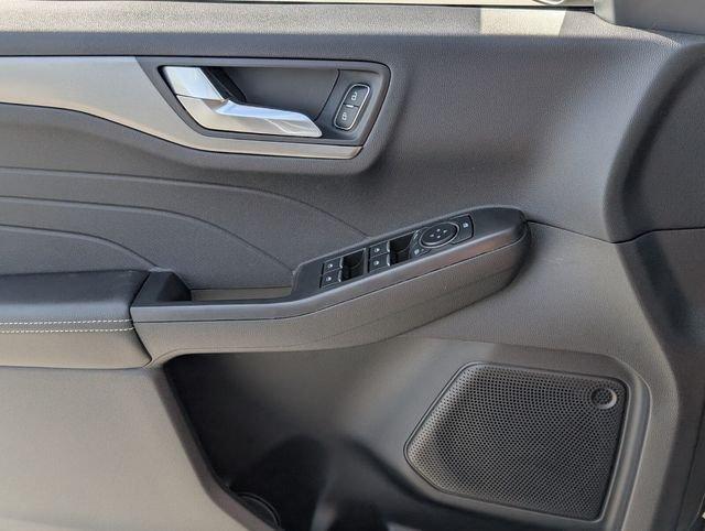 Ford Escape Plug-In Hybrid Base - Thumbnail 14