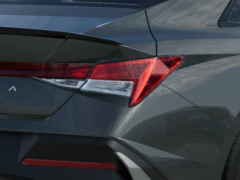 Hyundai Elantra Sel Sport Premium - Thumbnail 11