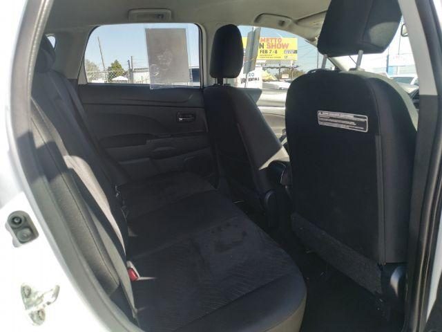 Mitsubishi Outlander Sport - Thumbnail 11