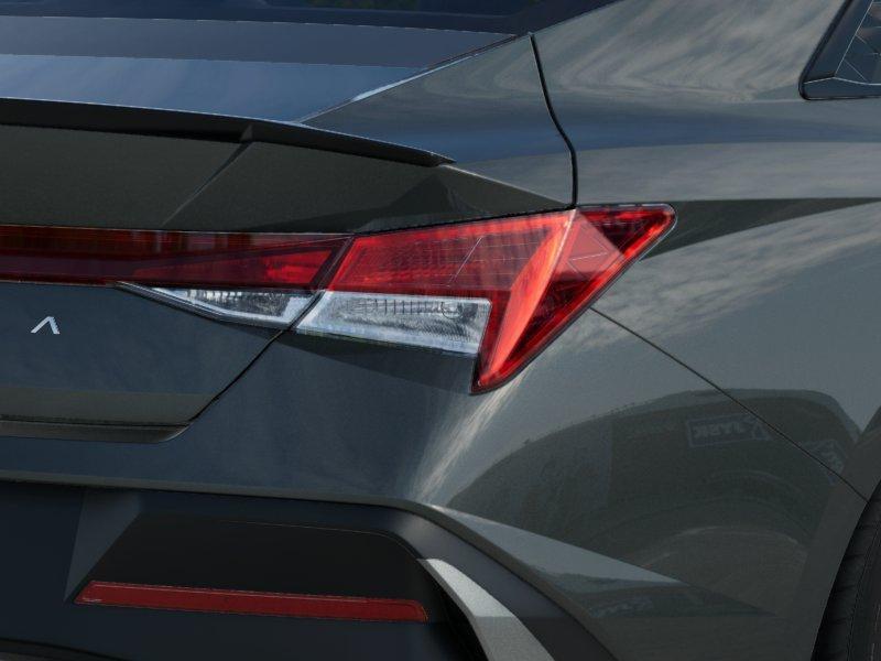 Hyundai Elantra Sel Sport - Thumbnail 11