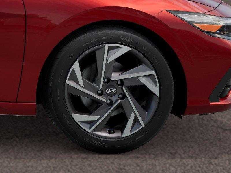 Hyundai Elantra Limited - Thumbnail 9