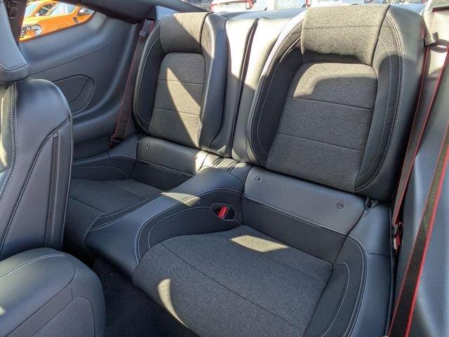 Ford Mustang Ecoboost® Fastback - Thumbnail 13