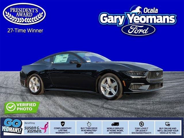 Ford Mustang Ecoboost® Premium Fastback - Thumbnail 2