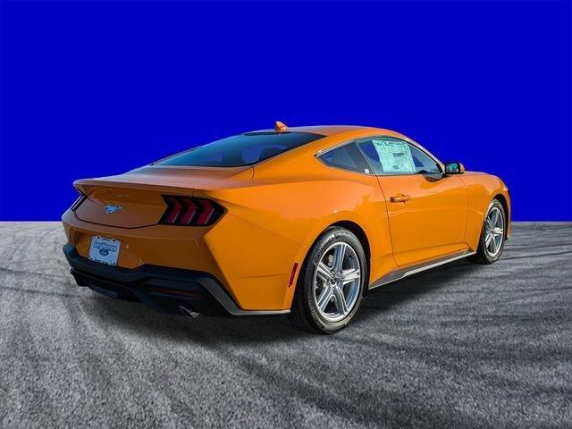 Ford Mustang Ecoboost® Premium Fastback - Thumbnail 5