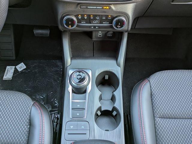 Ford Escape St-Line - Thumbnail 20