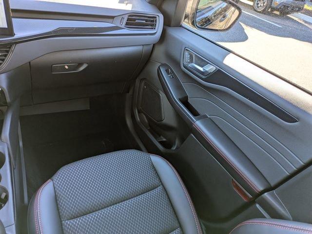 Ford Escape St-Line - Thumbnail 18