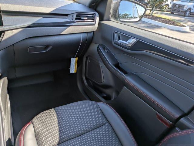 Ford Escape St-Line - Thumbnail 18