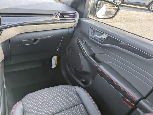 Ford Escape St-Line - Thumbnail 17