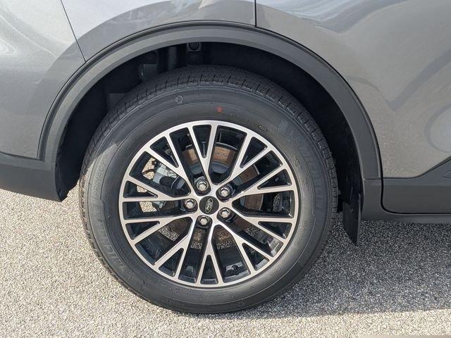 Ford Escape Plug-In Hybrid - Thumbnail 12