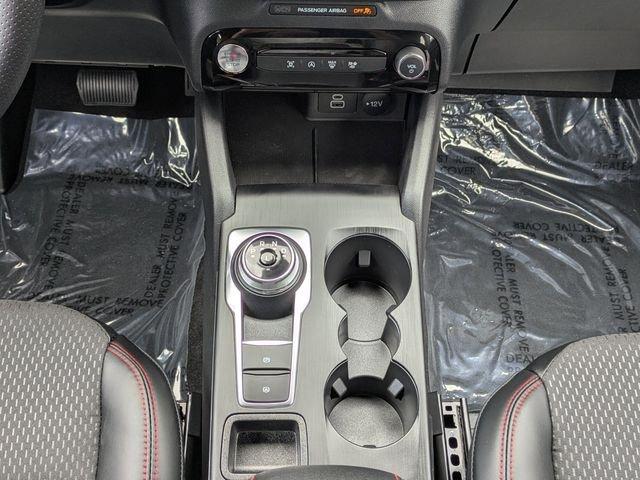 Ford Escape St-Line - Thumbnail 20