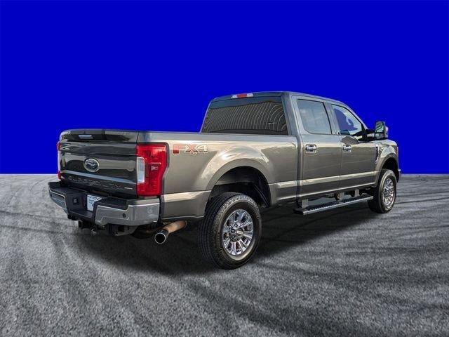 Ford F-250 Xlt - Thumbnail 5