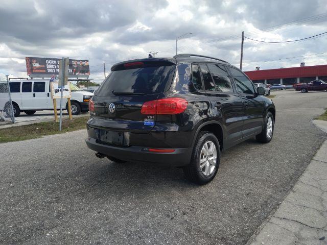 Volkswagen Tiguan - Thumbnail 5