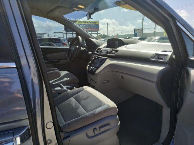 Honda Odyssey - Thumbnail 10