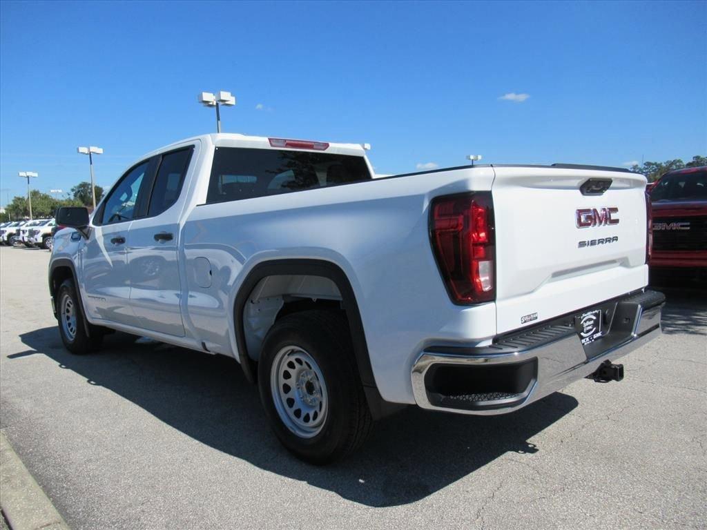 Gmc Sierra 1500 Pro Rear Wheel Drive Double Cab - Thumbnail 5