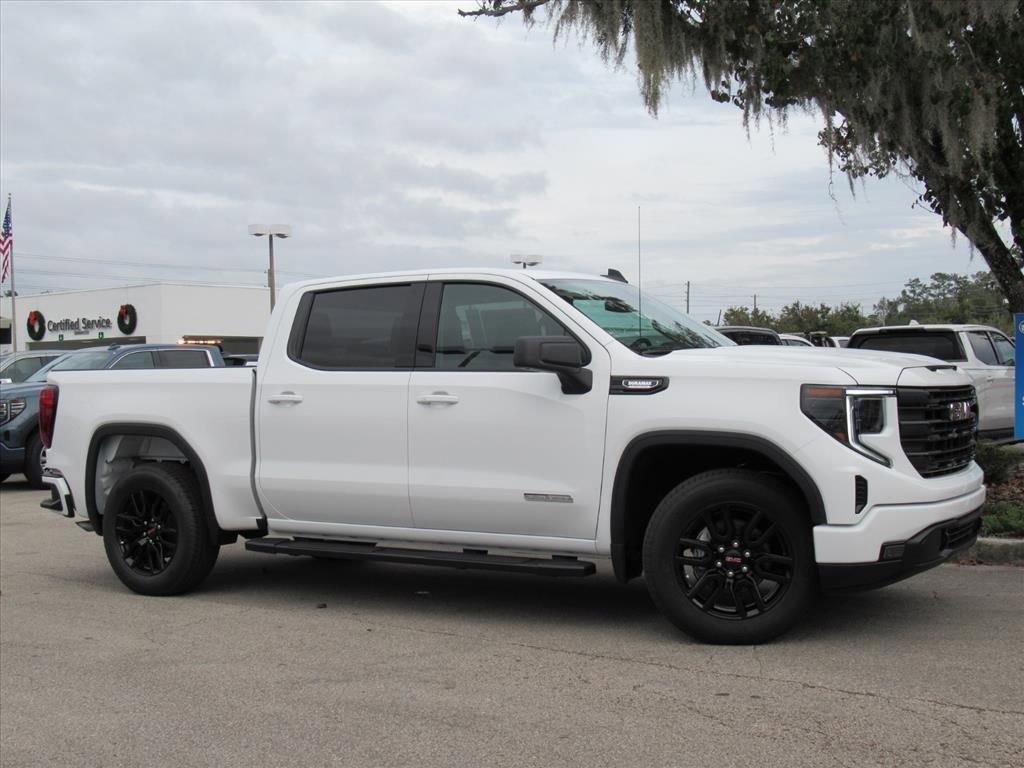 Gmc Sierra 1500 Elevation Rear Wheel Drive Crew Cab - Thumbnail 3