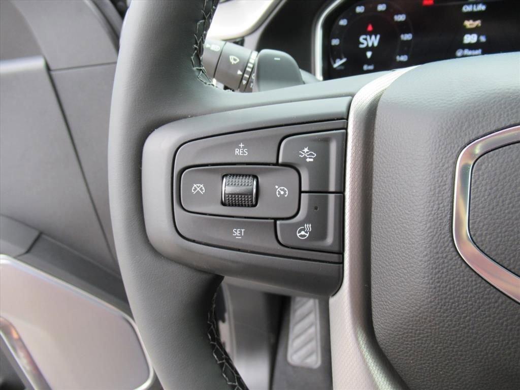 Gmc Sierra 1500 Denali Four Wheel Drive Crew Cab - Thumbnail 19