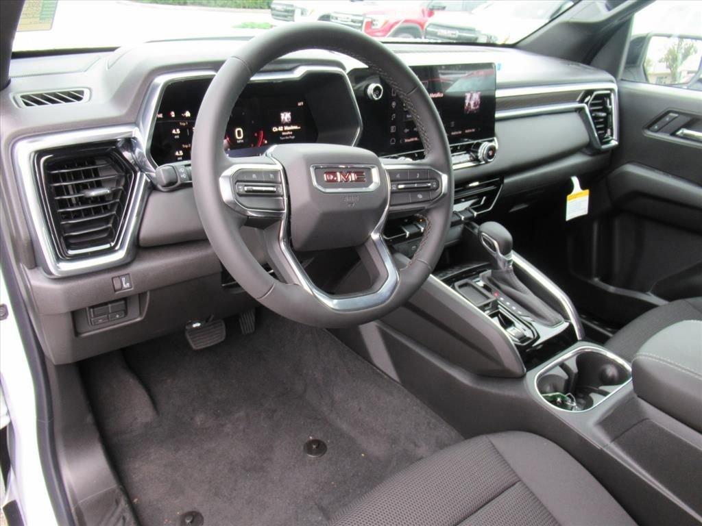 Gmc Canyon Elevation Rear Wheel Drive Crew Cab - Thumbnail 16