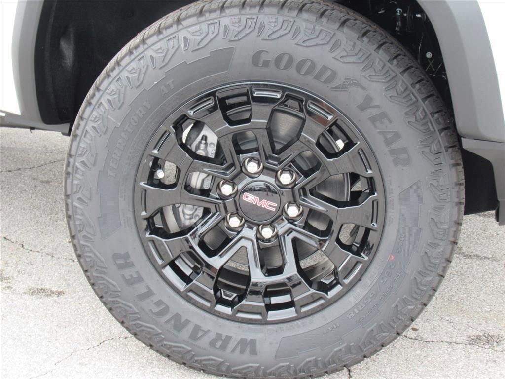 Gmc Canyon Elevation Rear Wheel Drive Crew Cab - Thumbnail 8