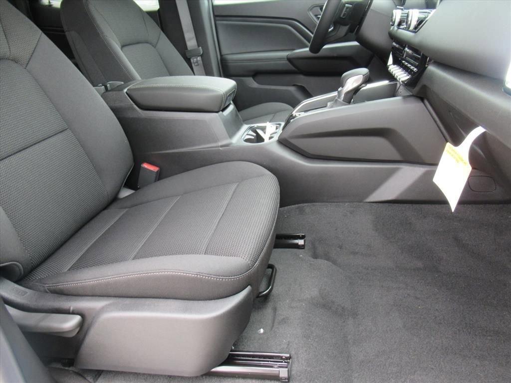 Gmc Canyon Elevation Rear Wheel Drive Crew Cab - Thumbnail 11