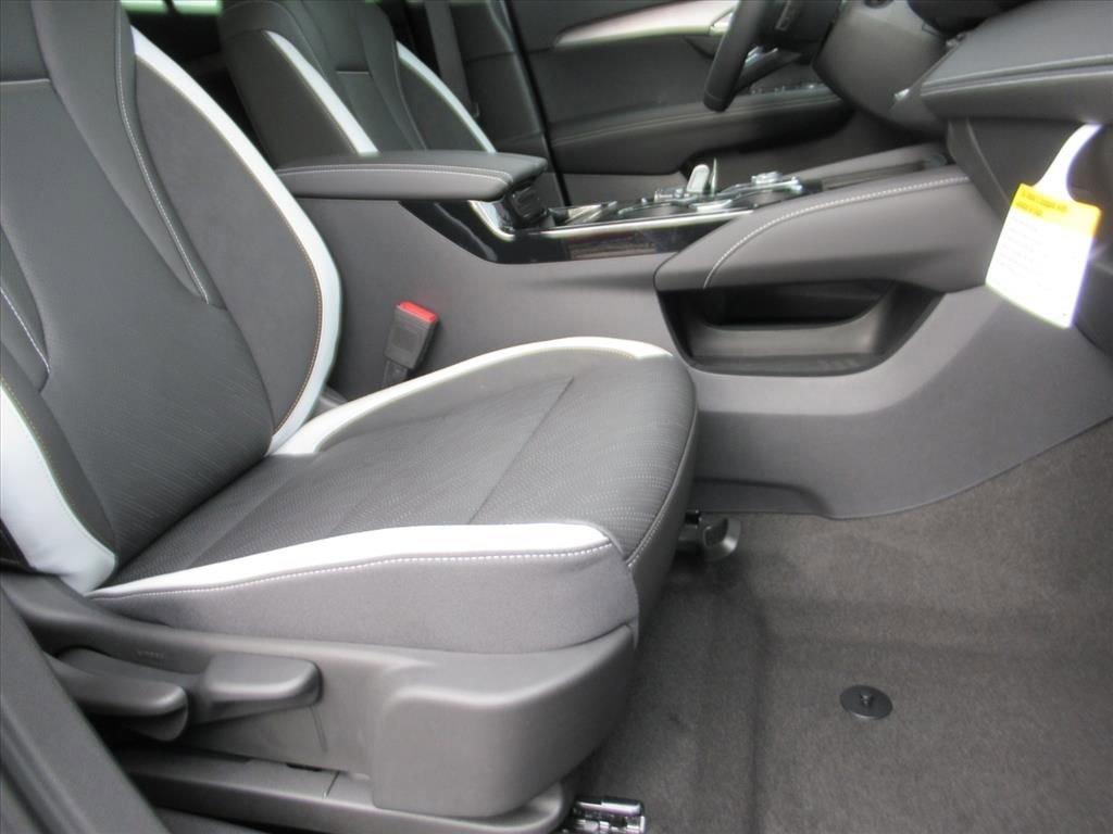 Buick Envision Sport Touring All Wheel Drive Suv - Thumbnail 11