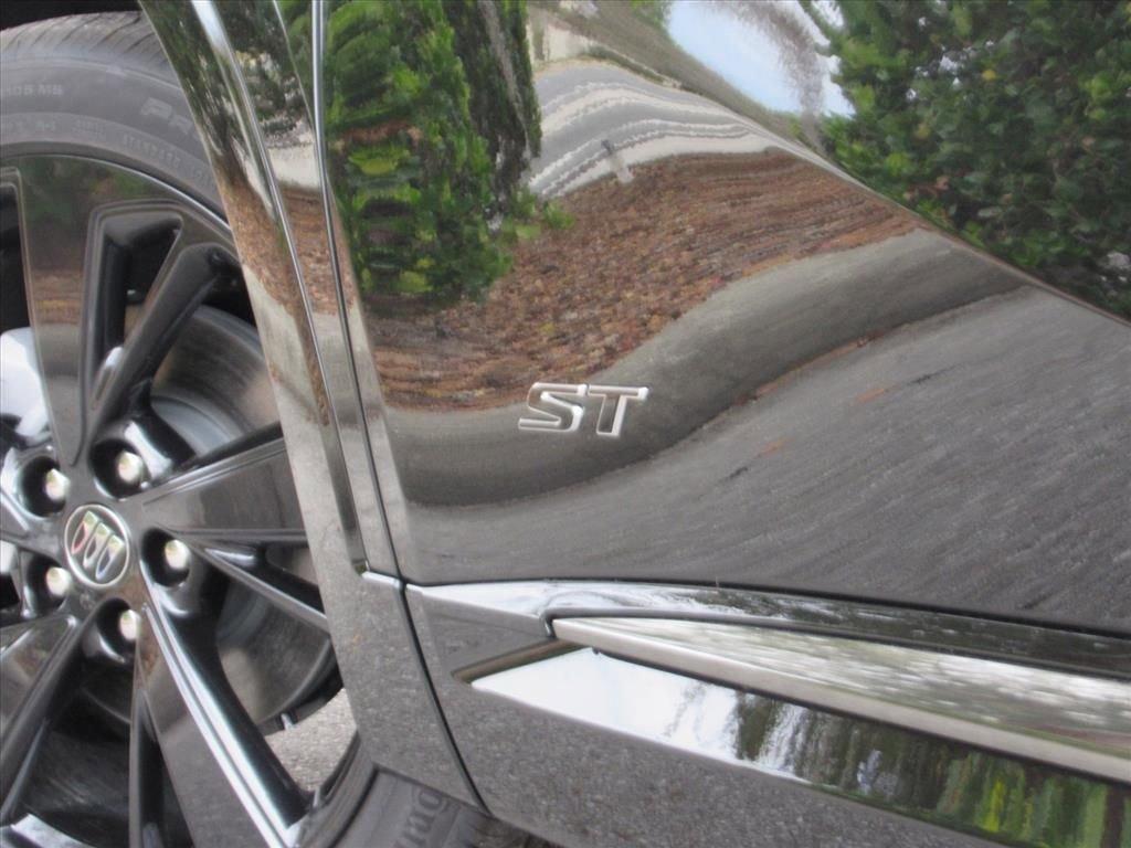 Buick Envision Sport Touring All Wheel Drive Suv - Thumbnail 9