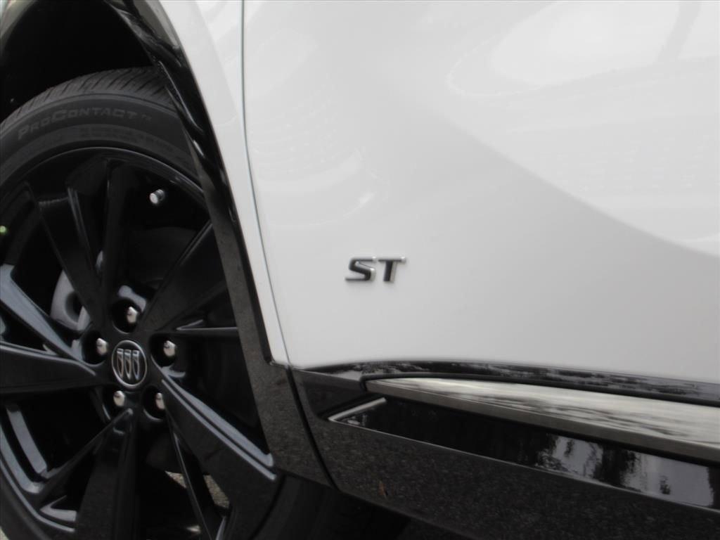 Buick Envision Sport Touring All Wheel Drive Suv - Thumbnail 9