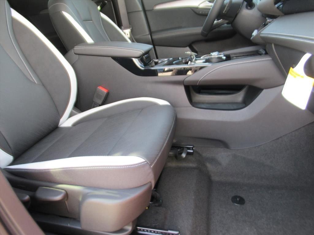 Buick Envision Sport Touring All Wheel Drive Suv - Thumbnail 12