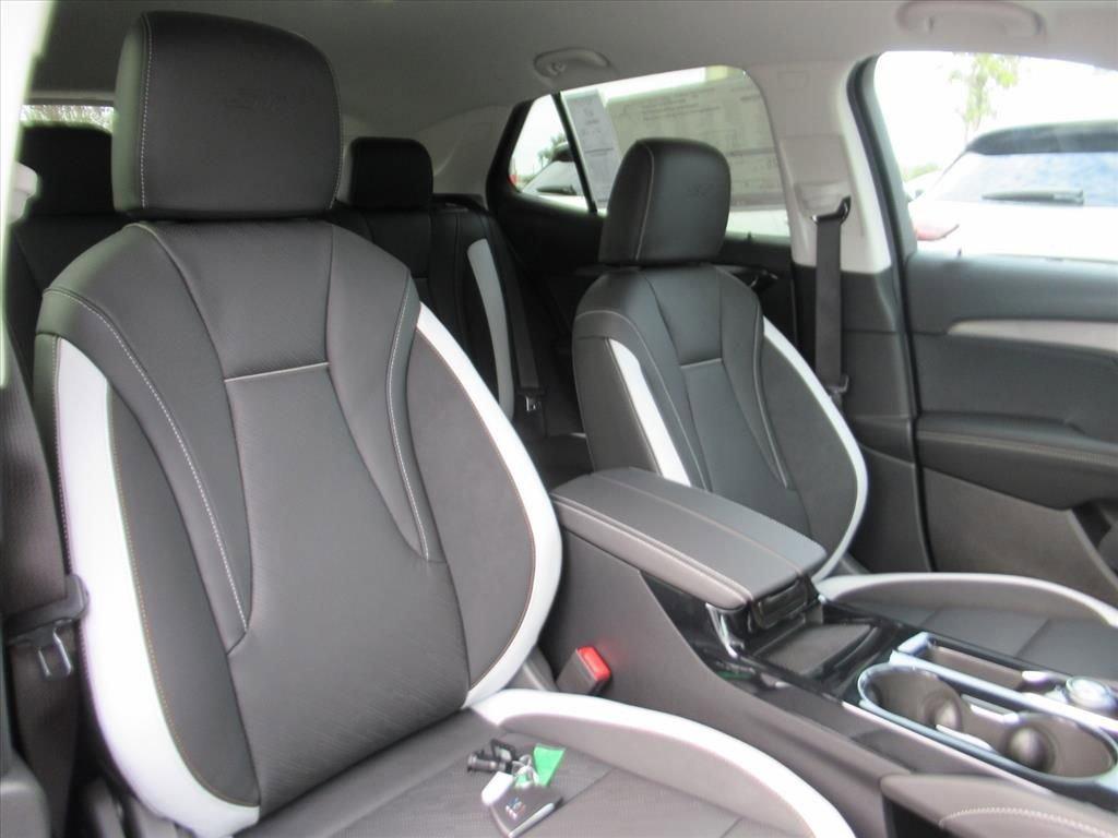 Buick Envision Sport Touring All Wheel Drive Suv - Thumbnail 11