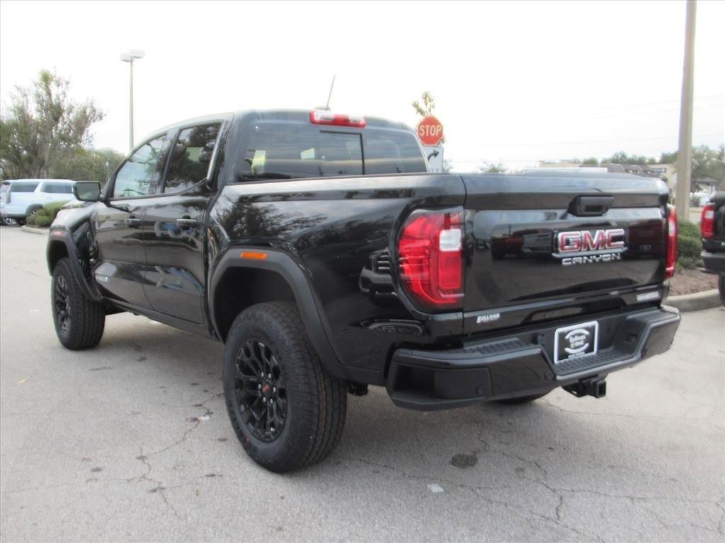 Gmc Canyon Elevation Rear Wheel Drive Crew Cab - Thumbnail 5