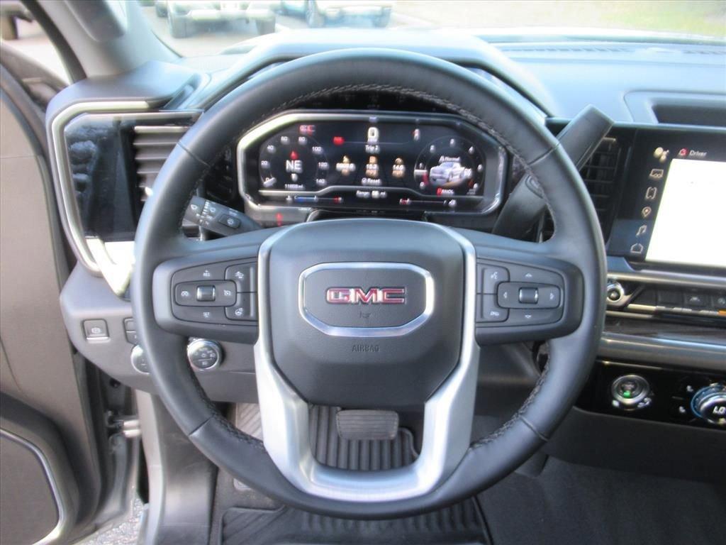 Gmc Sierra 1500 Elevation Four Wheel Drive Crew Cab - Thumbnail 20