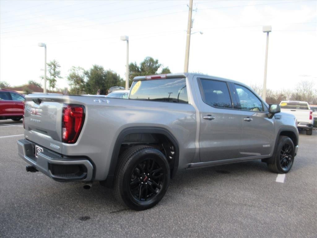 Gmc Sierra 1500 Elevation Four Wheel Drive Crew Cab - Thumbnail 8