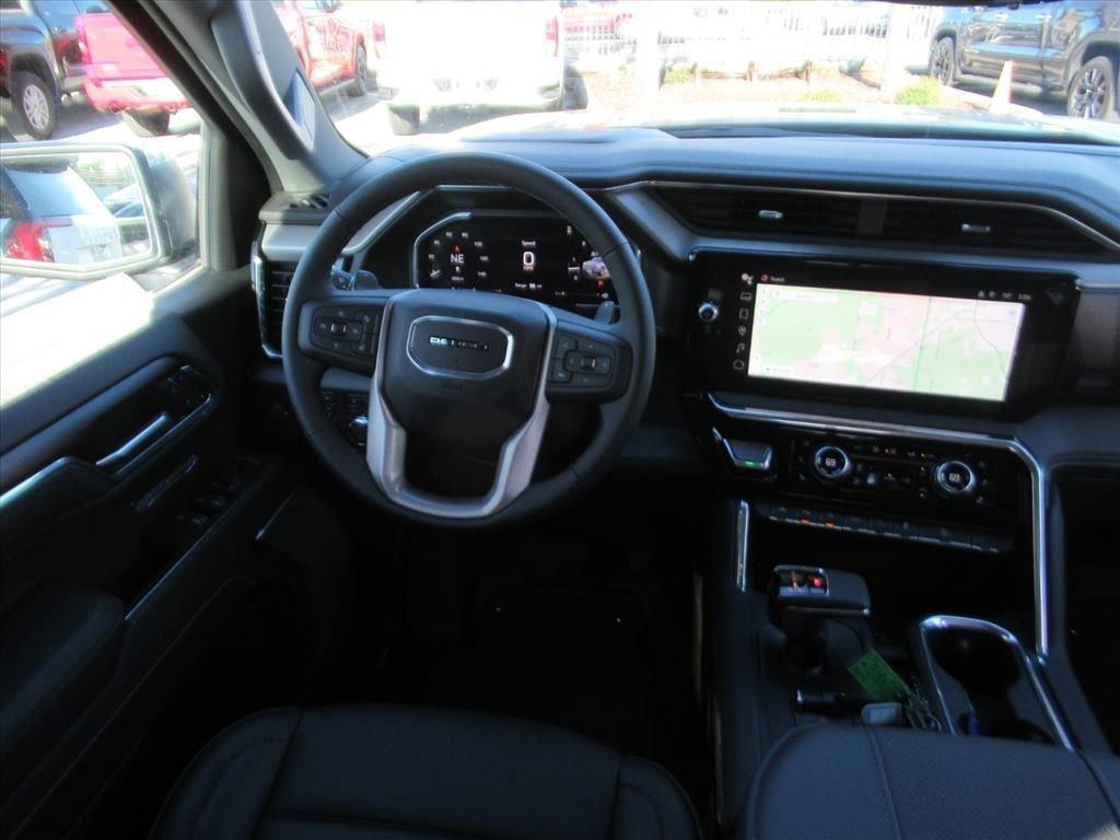Gmc Sierra 1500 Denali Four Wheel Drive Crew Cab - Thumbnail 14