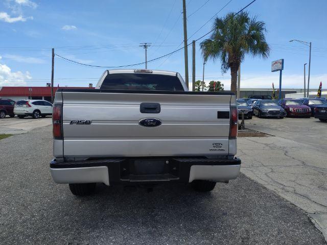 Ford F-150 - Thumbnail 4