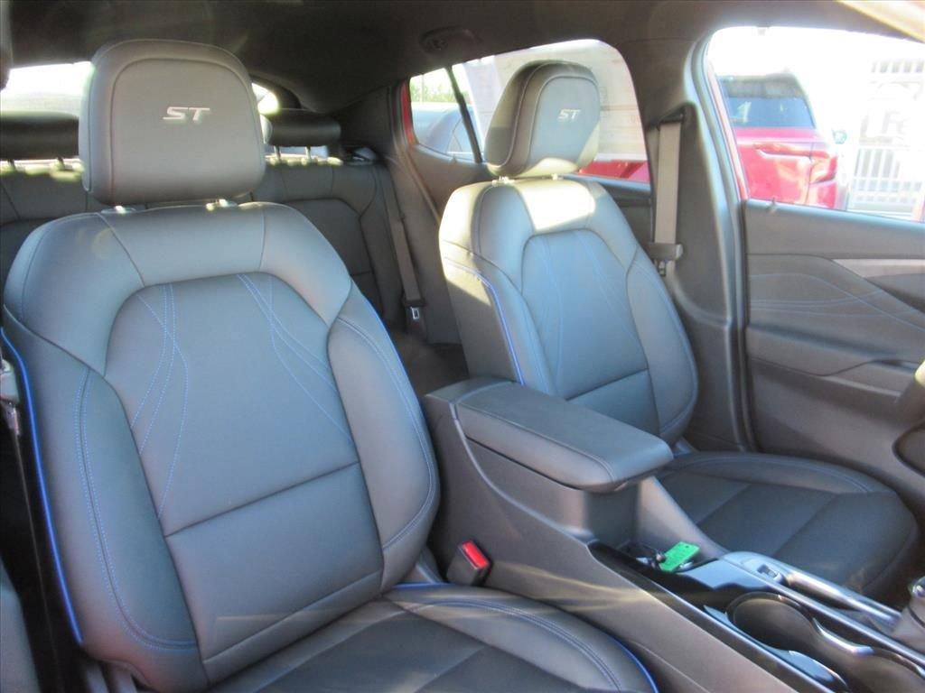 Buick Envista Sport Touring Front Wheel Drive Suv - Thumbnail 9