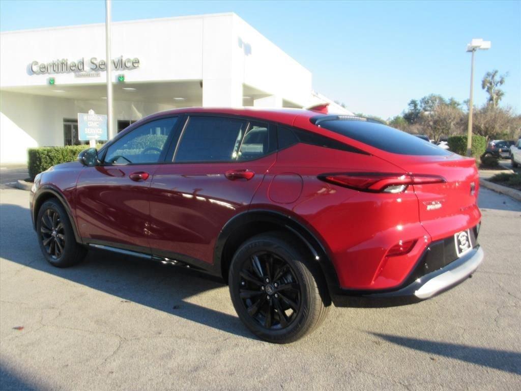 Buick Envista Sport Touring Front Wheel Drive Suv - Thumbnail 5