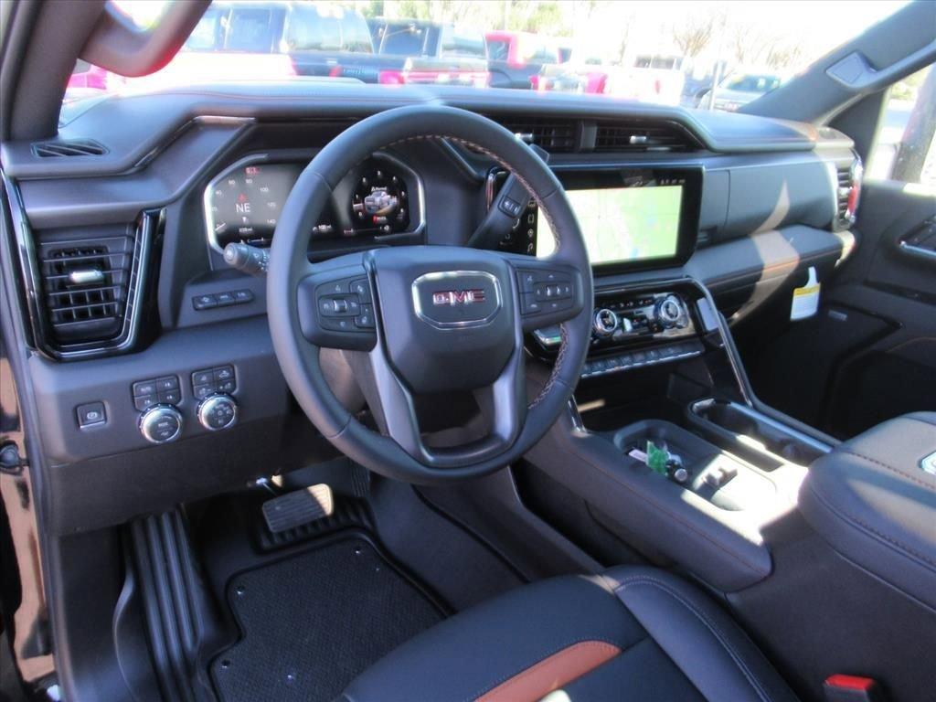 Gmc Sierra 2500 Hd At4 Four Wheel Drive Crew Cab - Thumbnail 17