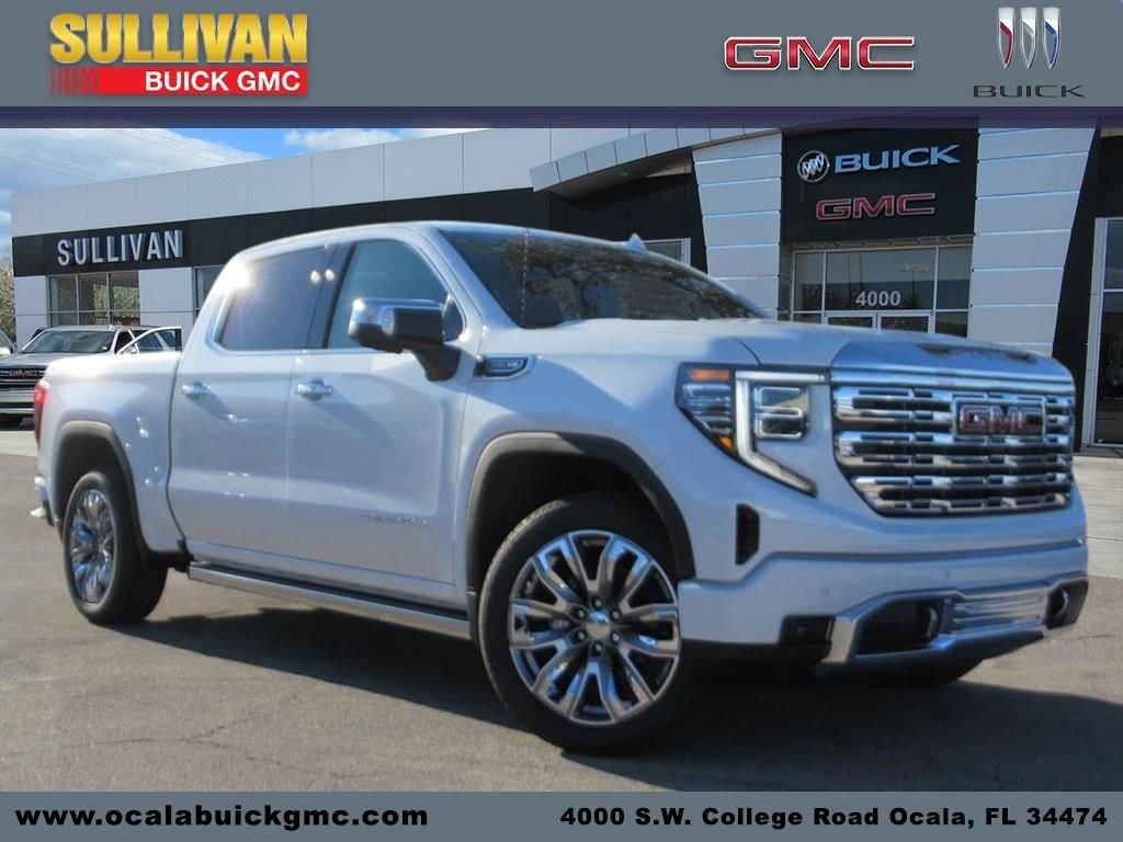 Gmc Sierra 1500 Denali Four Wheel Drive Crew Cab - Thumbnail 2