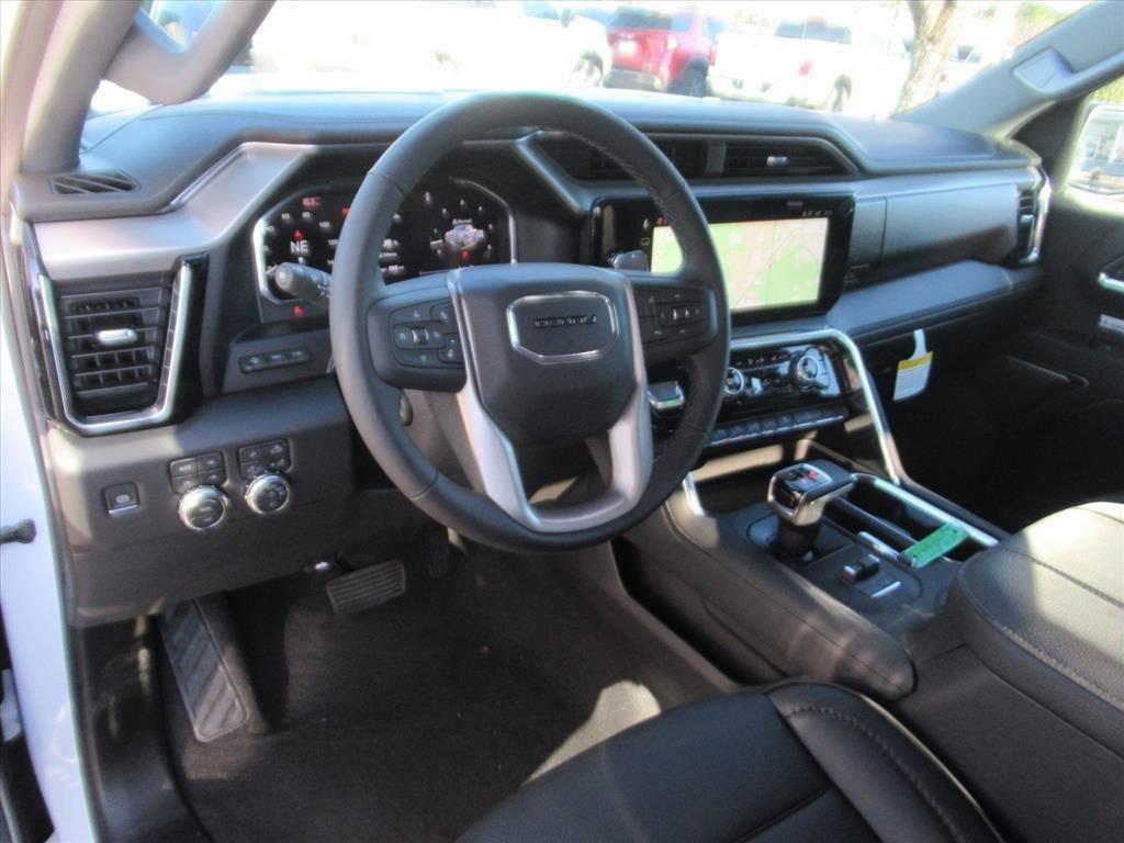 Gmc Sierra 1500 Denali Four Wheel Drive Crew Cab - Thumbnail 16